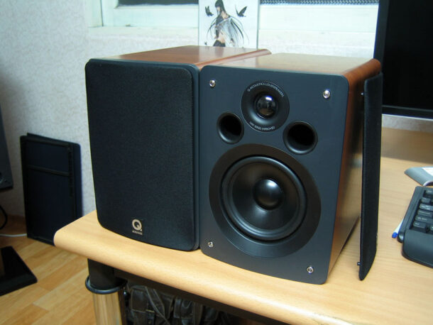 개봉기 – Q 어쿠스틱스 1020i