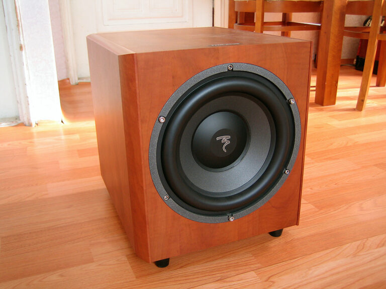 포칼 JM-Lab SW700S 서브우퍼