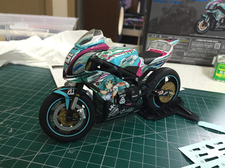 액션 피규어 – 피그마 레이싱 미쿠 2013 EV MIRAI & TT제로13