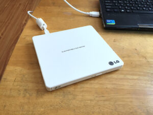 외장 CD-RW 드라이브 – LG_GP60NS51