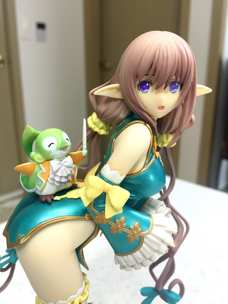 샤이닝 레조넌스 – 코토부키야 1/8 린나 메이필드