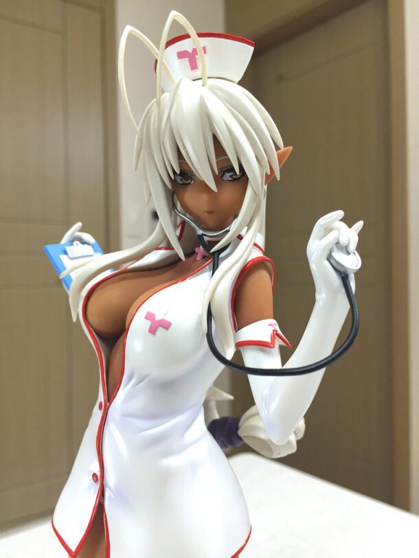 스카이튜브 1/6 피규어 – 장갑악귀 무라마사 간호사 버전