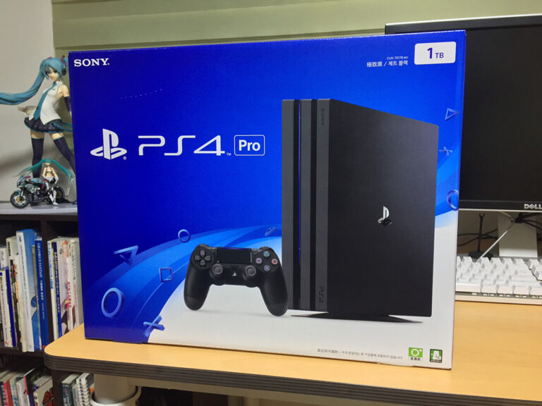 [하드웨어 개봉] 소니 플레이스테이션 4 프로 구입