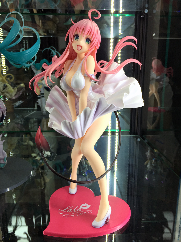 QuesQ 1/7 피규어 – 라라 사타린 데빌룩 드레스스타일