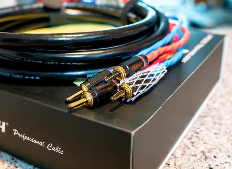 오디오 케이블 : 네오텍 NES – 3005 II OCC 싱글 스피커 케이블